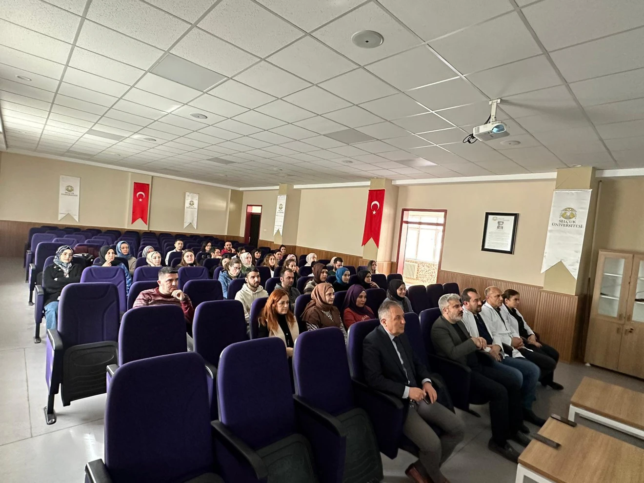 Laboratuvar güvenliği ve atıkların sınıflandırılması Prof.Dr. Mustafa YILMAZ